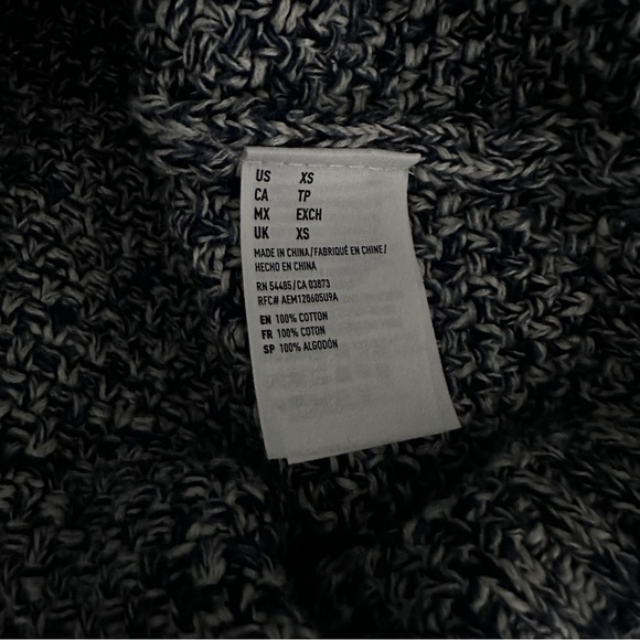 American Eagle Outfitters Cardigan Button Up Sweater Striped Blue White XS - Picture 6 of 7